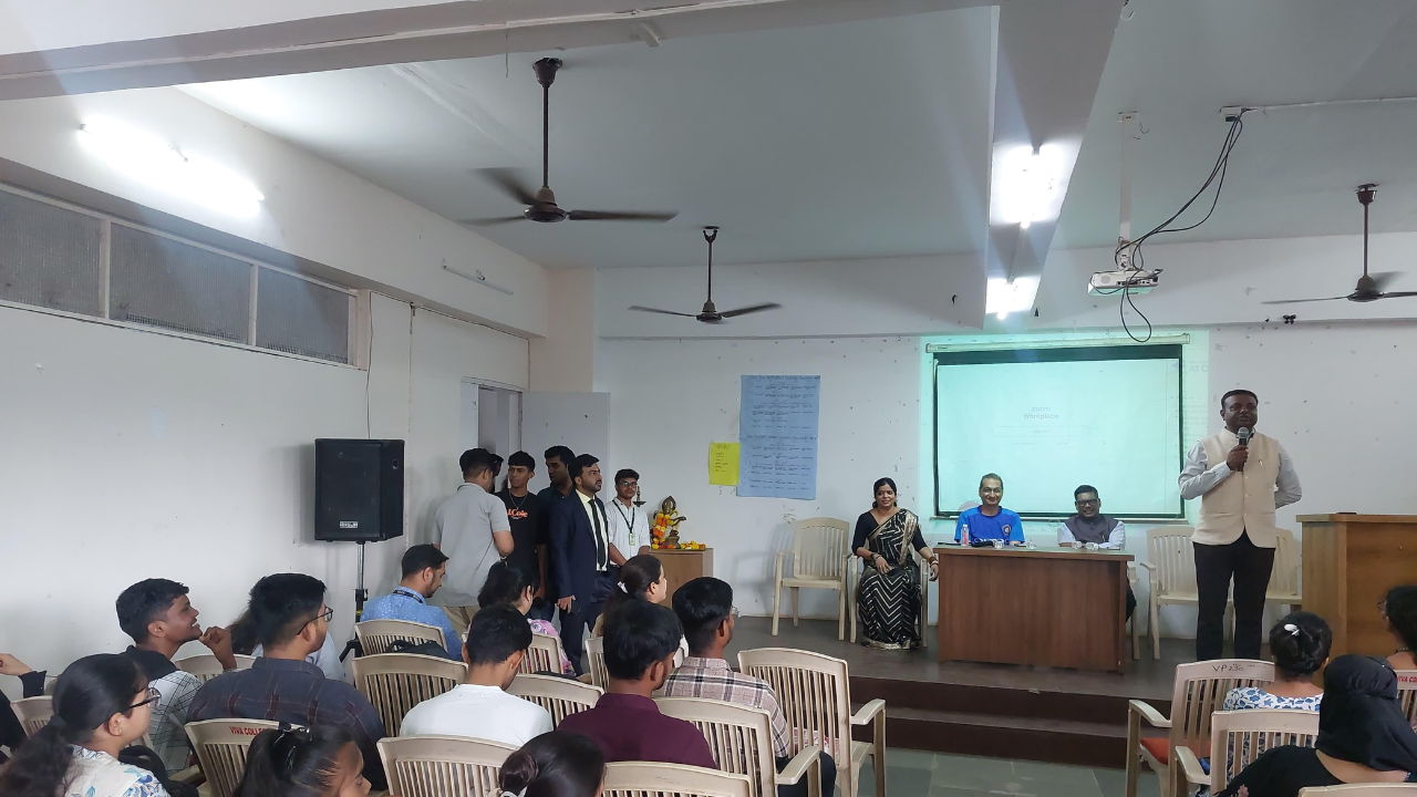 फोटो सौजन्य - Social Media