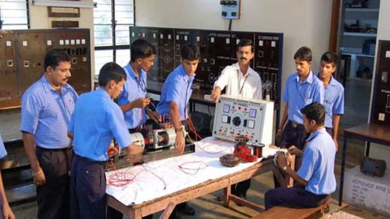 New Courses Started In 70 Itis In The State Revolution In Skill Development