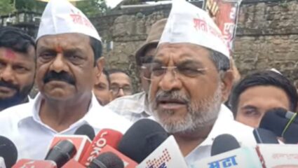 Kolhapur : 500 एकर जमिनीचे पुरावे द्या;  शक्तीपीठ महामार्गावरुन राजकारण तापलं