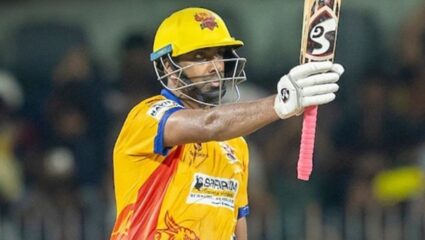 TNPL 2025 : 31 चौकार, 13 षटकार…12 विकेट्स, निवृतीनंतर कॅप्टन अश्विनचा मैदानावर कहर!