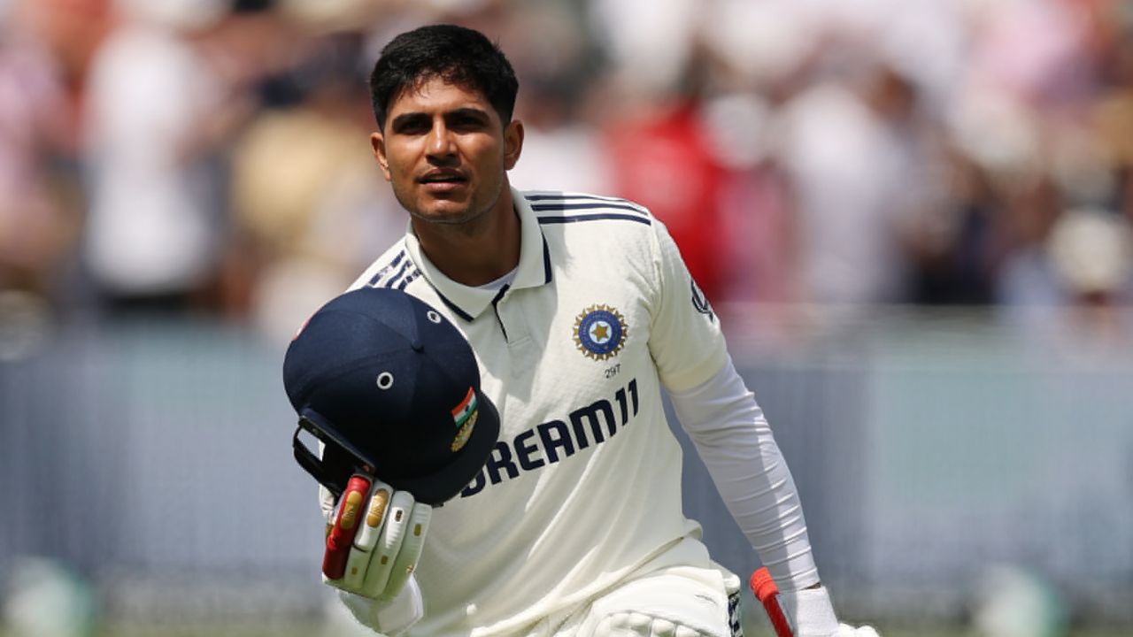 Shubman Gill double century : भारताच्या सेनापतीने झळकावले द्विशतक, ट्रोलर्सला दिले उत्तर! रचला इतिहास फोटो सौजन्य – X (BCCI)