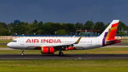 Air India : उड्डाणच्या तयारीत अन् अचानक लँडिंग; एअर इंडियाच्या विमानात पुन्हा तांत्रिक बिघाड 