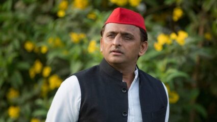 Akhilesh Yadav: पंतप्रधान मोदींच्या ‘RSS’च्या कौतुकावर अखिलेश यादव यांचा पलटवार, ‘हा संघ तोंडाने स्वदेशी, पण मनाने परदेशी’