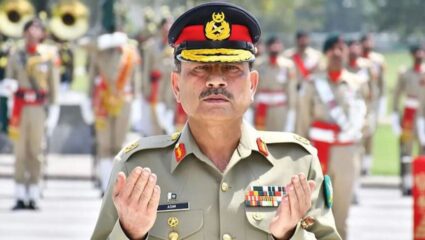 ‘अल्लाहने मला पाकिस्तानचा रक्षक बनवले…’ ; राष्ट्रपती-पंतप्रधानांना हटवण्याच्या आरोपांवर असीम मुनीर सोडले मौन