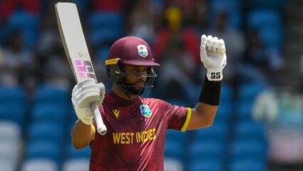 PAK vs WI: कॅरिबियन कर्णधाराने केली पाकिस्तानची धुलाई! शाई होपने एकदिवसीय सामन्यात रचला इतिहास..
