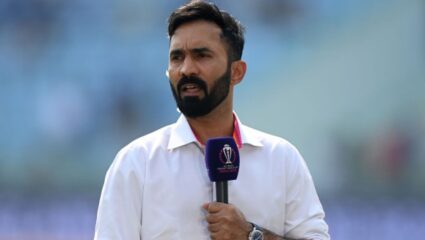 ‘चेहऱ्यावर हसू का दिसत नाही..’ दिनेश कार्तिकच्या विधानाने खळबळ; अँडरसन-तेंडुलकर ट्रॉफी दरम्यान नेमकं काय घडलं?