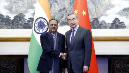 India China Relations : चीनचे परराष्ट्र मंत्री भारत दौऱ्यावर; NSA अजित डोवाल यांची घेणार भेट