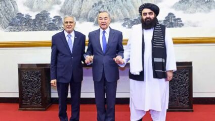 China-Taliban Kabul deal : नवे जागतिक गणित! काबूल बैठकीत चीन-पाकिस्तान नात्याला तडा? अफगाणिस्तानने दिला अनपेक्षित धक्का