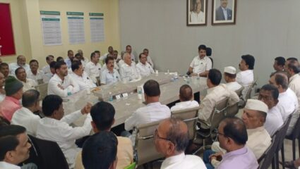 ‘आमचा डीएनए काँग्रेसचा, पक्ष कधीच सोडणार नाही’; कोल्हापुरात काँग्रेस कार्यकर्त्यांचा निर्धार