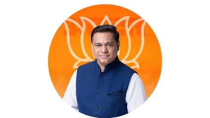 BJP Politics: भाजपची तिरपी चाल…;आशिष शेलारांना हटवून अमित साटम यांच्याकडे मुंबई शहर अध्यक्षपदाची सुत्रे