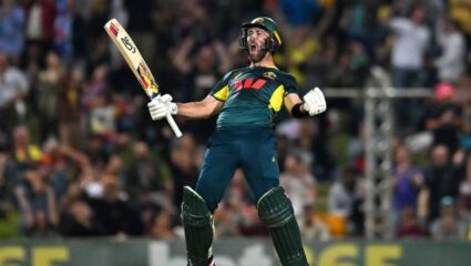 Glenn Maxwell च्या वादळापुढे आफ्रिकेचे गोलंदाज निष्प्रभ, थरारक विजयासह मालिका नावावर; दिग्गजांच्या यादीतही स्थान!