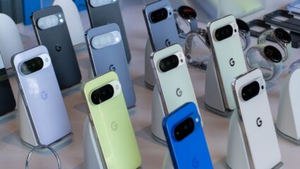 गणेश चतुर्थीच्या मुहूर्तावर Google चा मोठा धमाका! Google Pixel 10 सिरीजची भारतात ग्रँड एंट्री, स्टायलिश लूक आणि आकर्षक रंग…
