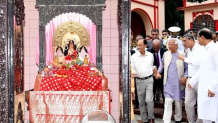 सीताकुंड ते महेशखली…ISI चा बांगलादेशातील हिंदू मंदिरांवर ‘घातक डाव’,चंद्रनाथ धामवर मशीद बांधण्याचा कट?