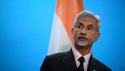 ‘तर खरेदी करु नका…’ ; रशियन तेल खरेदीवरुन भारताचा अमेरिका आणि पाश्चत्य देशांना थेट सल्ला