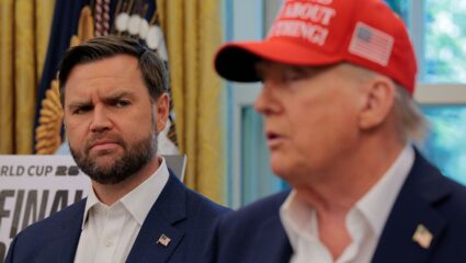 MAGA Heir : जेडी व्हान्स लवकरच होणार अमेरिकेचे राष्ट्राध्यक्ष? ट्रम्पच्या प्रकृतीवरून चर्चांना उधाण; उपाध्यक्षांचे मोठे विधान