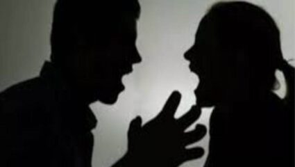 Jharkhand Crime : नवऱ्याची रोज कटकट, संतापलेल्या बायकोने प्रायव्हेट पार्टच टाकला कापून आणि नंतर…