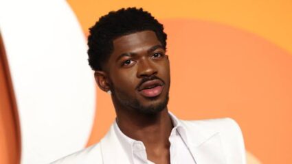 लॉस एंजेलिसच्या रस्त्यांवर अर्धनग्न अवस्थेत फिरला रॅपर Lil Nas X, पोलिसांनी केली अटक