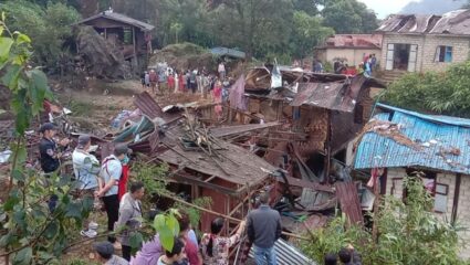 म्यानमार गृहयुद्ध भीषण वळणावर; लढाऊ विमानांच्या हल्ल्यात निष्पाप नागरिकांचा बळी