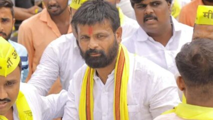 “हे पवार कुटुंबाने पाळलेले गुंड…; ओबीसी नेते लक्ष्मण हाकेंवर हल्ला झाल्यानंतर तीव्र प्रतिक्रिया