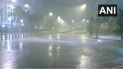 Delhi Rain News: प्रचंड पावसाने ‘राजधानी’ तुंबली; अनेक ठिकाणी पाणी साचल्याने…;