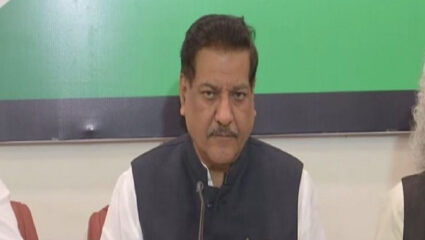 Vote चोरीचे प्रकरण काँग्रेसवरच पलटणार? चव्हाणांच्या कुटुंबियांनी दुबार-तिबार मतदान केलं? भाजपचा गंभीर आरोप