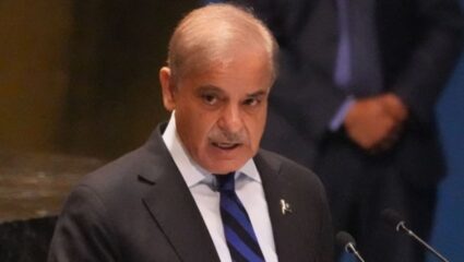 स्वातंत्र्यदिनी पाकिस्तानने दाखवली गुर्मी; भारताला चार दिवसात  गुडघे टेकायला लावल्याचा दावा