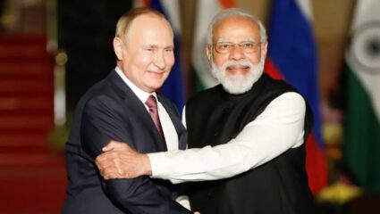 जगभर भारताचा सन्मान… पुतिनकडून पंतप्रधान मोदींना स्वातंत्र्यदिनाच्या शुभेच्छा; अमेरिकेसोबतच्या तणावादरम्यान मोठा संदेश