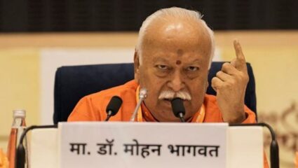 75 व्या वर्षी निवृत्ती घ्यावी की नाही? मोदीच्या निवृत्तीच्या चर्चेवर मोहन भागवत यांनी स्पष्टच सांगितलं
