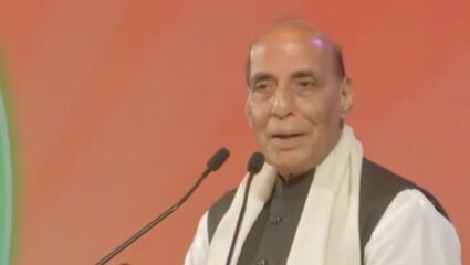 Rajnath Singh: आसिम मुनीर यांच्या ‘डंपर-मर्सिडीज’ वक्तव्यावर राजनाथ सिंह यांचं सडेतोड उत्तर, म्हणाले…