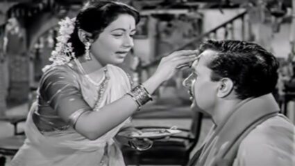 Raksha Bandhan: ‘भैया मेरे राखी के बंधन को निभाना…’, ‘या’ सुंदर बॉलीवूड गाण्यांनी रक्षाबंधन बनवा खास