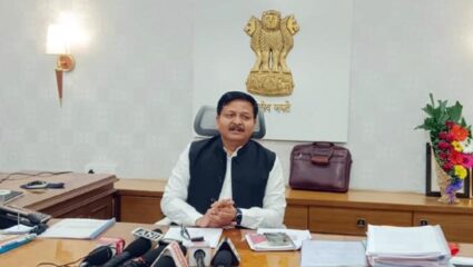 Satara News : नागरिकांच्या सुरक्षिततेला सर्वोच्च प्राधान्य, आवश्यक तेथे तात्काळ स्थलांतरण करा; जिल्हाधिकाऱ्यांच्या सूचना