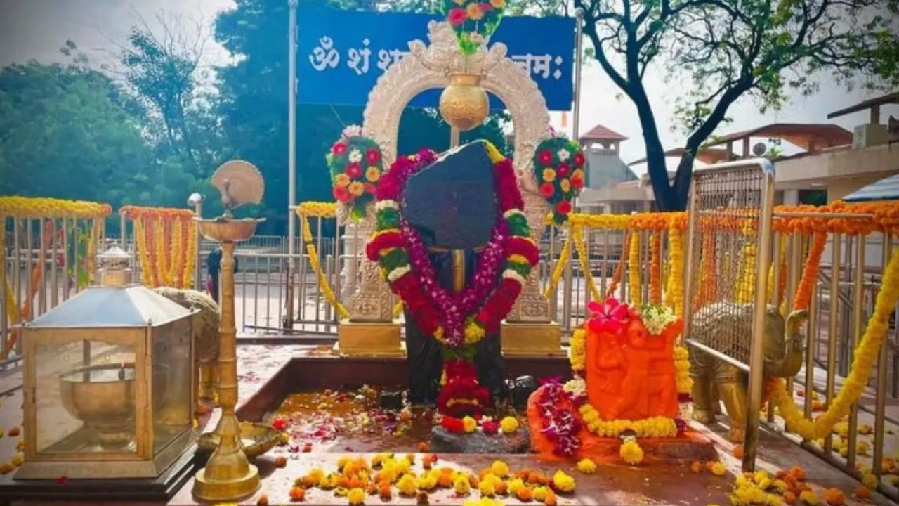 शनिशिंगणापूर प्रशासनाचा महत्त्वपूर्ण निर्णय, शनी अमावस्येला चौथऱ्यावर जाण्यास भाविकांना बंदी