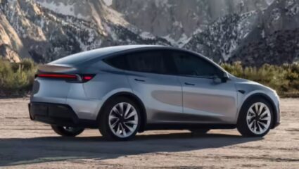 Tesla ने Model Y चे नवीन मॉडेल केले लाँच, सुरुवातीची किंमत फक्त ₹ 39 लाख