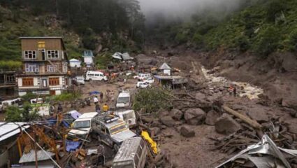 ढगफुटीची आपत्ती कोणालाही करता येणार नाही नियंत्रित? आधुनिक तंत्रज्ञानाने आपत्तीपूर्वीच करावे सतर्क