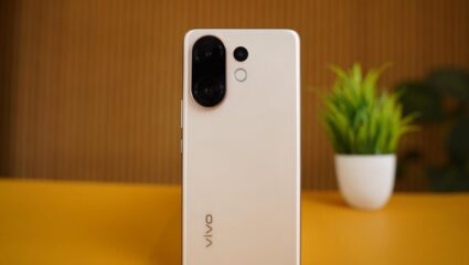 Vivo T4 Pro: दमदार 5G फोनची भारतात धमाकेदार एंट्री, 50MP पेरिस्कोप कॅमेरा आणि 6,500mAh बॅटरीने सुसज्ज