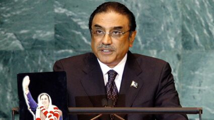 Zardari Kashmir Speech : झरदारींचा पुन्हा काश्मीरवर विषारी प्रहार; पाकिस्तानच्या स्वातंत्र्यदिनी भारतावर खोटारडे आरोप