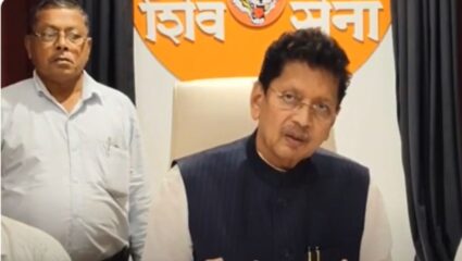 Sindhudurg : निवडणुकीत आरोप फक्त हरलेल्या पक्षाचे असतात – केसरकर