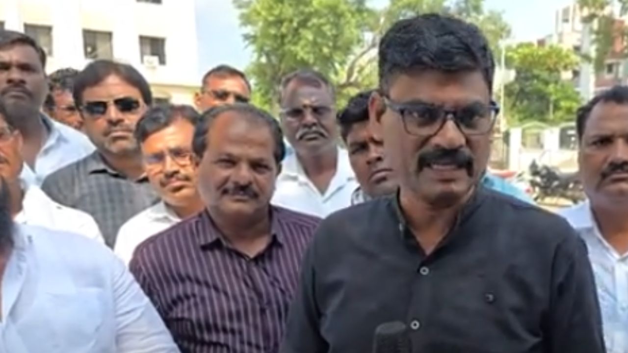 Buldhana Rohan Paithankar Was Beaten Up On Suspicion Of Cow Theft