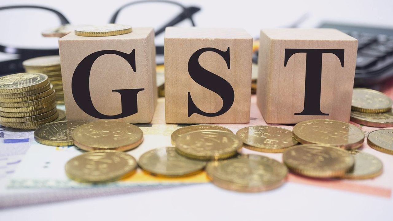 मोदी सरकारचा GST मास्टरस्ट्रोक! ‘या’ क्षेत्रांना होईल मोठा नफा, वाचा एका क्लिकवर