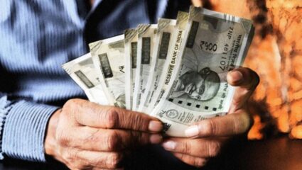 सरकारी कर्मचाऱ्यांसाठी खुशखबर! ‘या’ राज्यातील कर्मचाऱ्यांना वेळेपूर्वी मिळणार पगार, जाणून घ्या