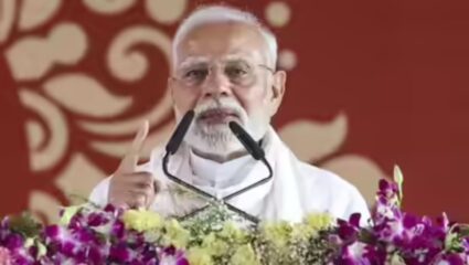 कोट्यवधी केंद्रीय कर्मचाऱ्यांसाठी मोठी बातमी! आठवा वेतन आयोग कधी होणार लागू? सरकारने दिले ‘हे’ उत्तर