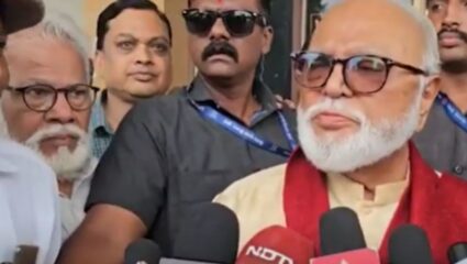 Nashik : नाशिकच्या पालकमंत्री पदासाठी भुजबळांचा आग्रह कायम