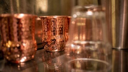 मुलांसाठी तांब्याच्या भांड्यातील पाणी पिण्याचे फायदे 