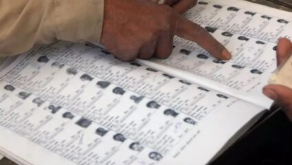 भाजप आमदाराच्या पीएचीच दोन मतदारसंघात नोंदणी; काँग्रेसने केली पोलखोल