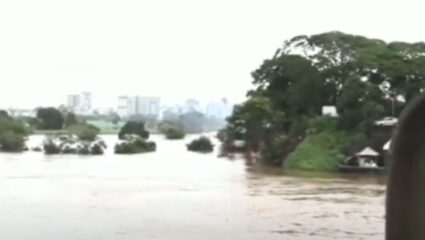Kolhapur : जिल्ह्यातील 69 बंधारे पाण्याखाली; पंचगंगेनं ओलांडली धोक्याची पातळी
