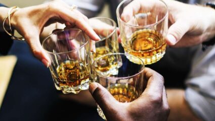 Liquor pegs: दारूचे पेग ३० मिली, ६० मिली आणि ९० मिली’चेच का असतात; काय आहे यामागचं कारण?