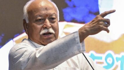 RSS Mohan Bhagwat: …तर विनाश निश्चित; निवृत्तीकडे इशारा करत मोहन भागवतांचा मोदींना सल्ला