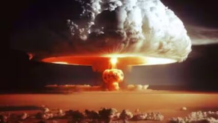 Third Nuclear Bomb On Japan: …तर हिरोशिमा, नागासाकीनंतर जपानवर तिसराही अणुहल्ला झाला असता: अमेरिकेने माघार का घेतली?