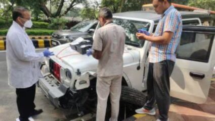 New Delhi Hit and Run: दिल्लीतील चाणक्यपुरीत हिट अँड रन: 26 वर्षीय तरूणाने मद्यधुंद अवस्थेत दोघांना चिरडले