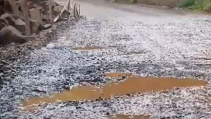 Mumbai Goa Highway: चिखलाचे साम्राज्य, यंदाच्या वर्षीही चाकरमान्यांची गावाकडची येण्याची वाट बिकट